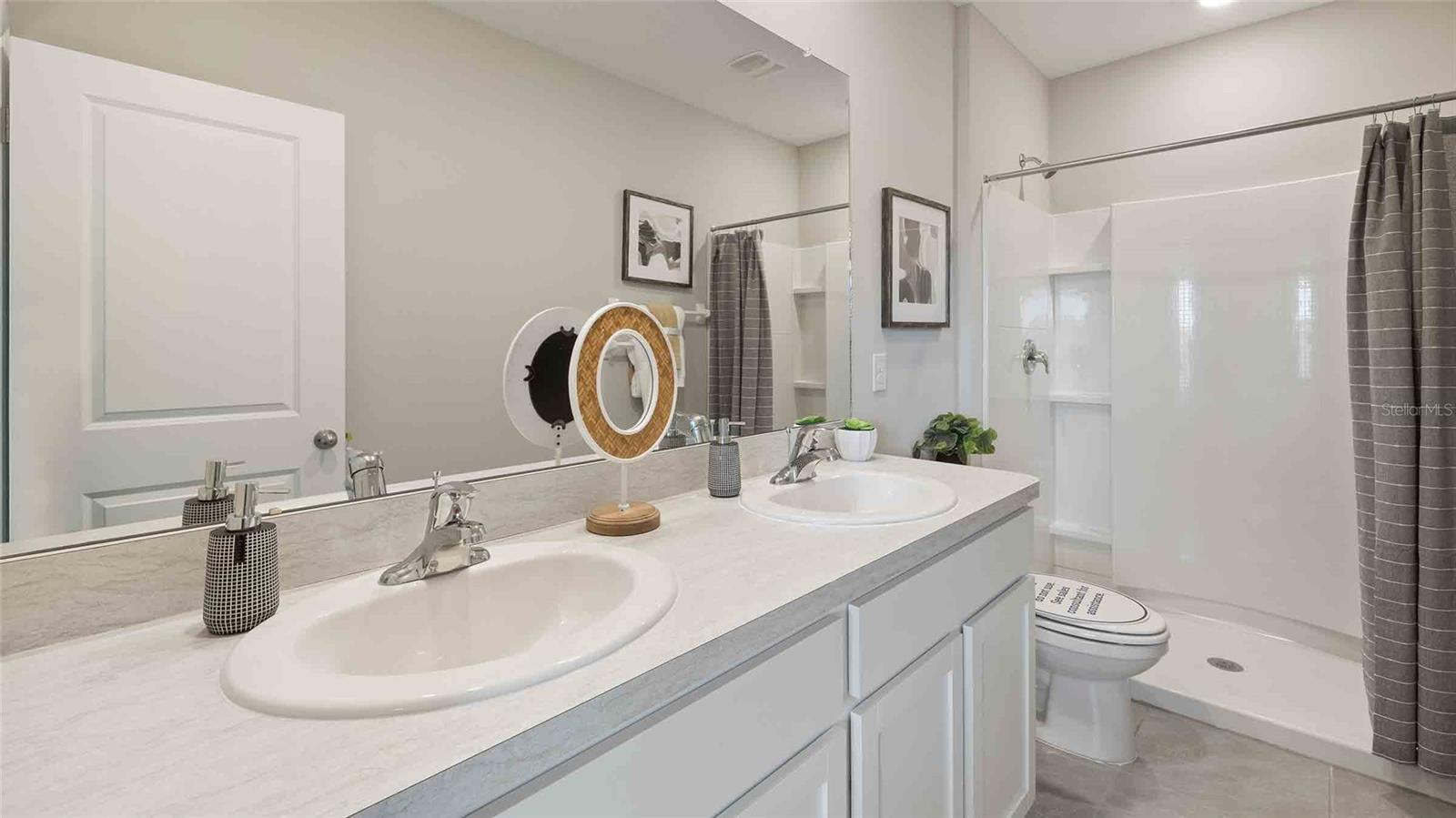 528 MANGROVE SHADE CIR, APOLLO BEACH, FL, 33572