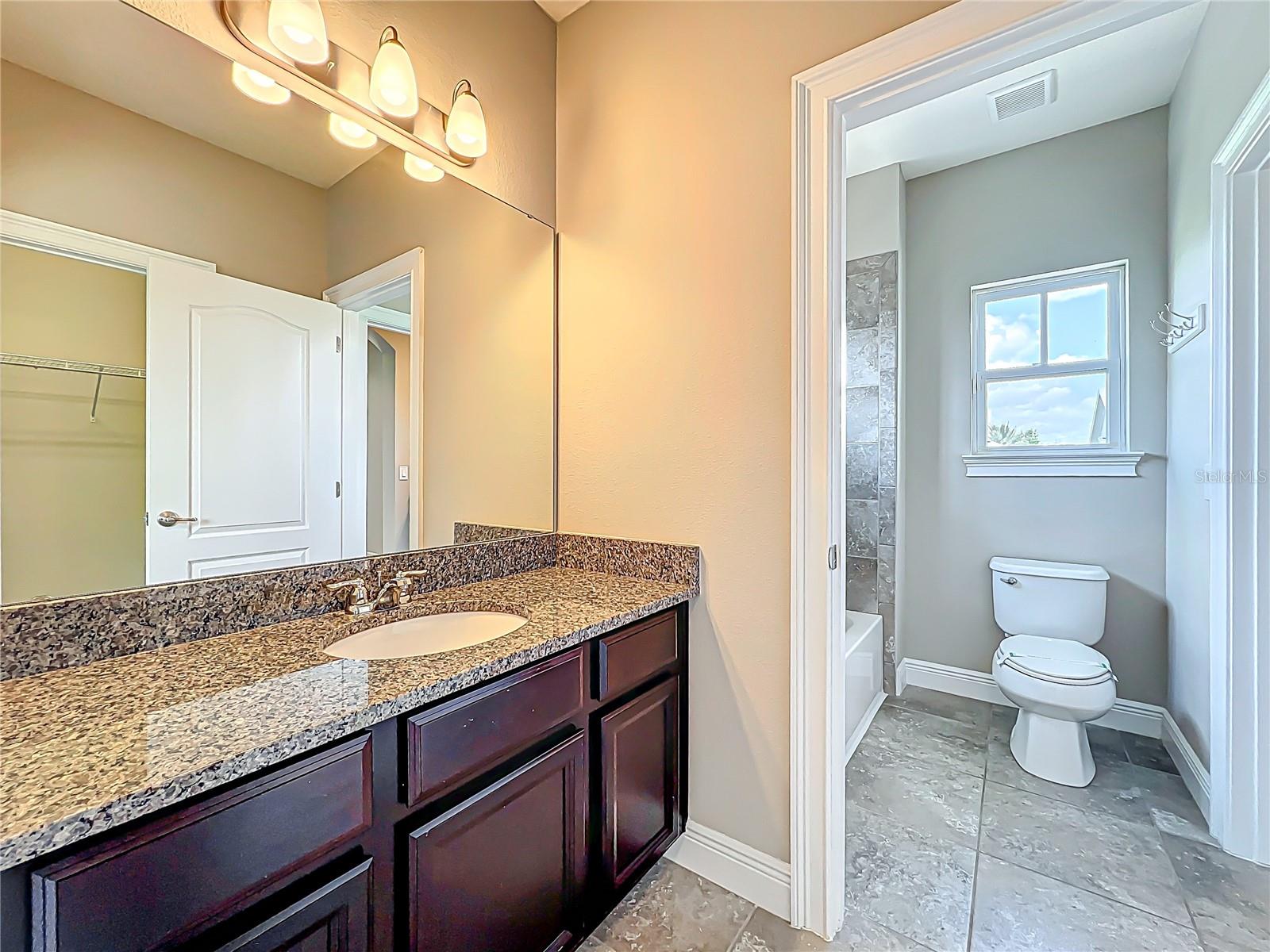 9421 DUGARD CT, ORLANDO, FL, 32827