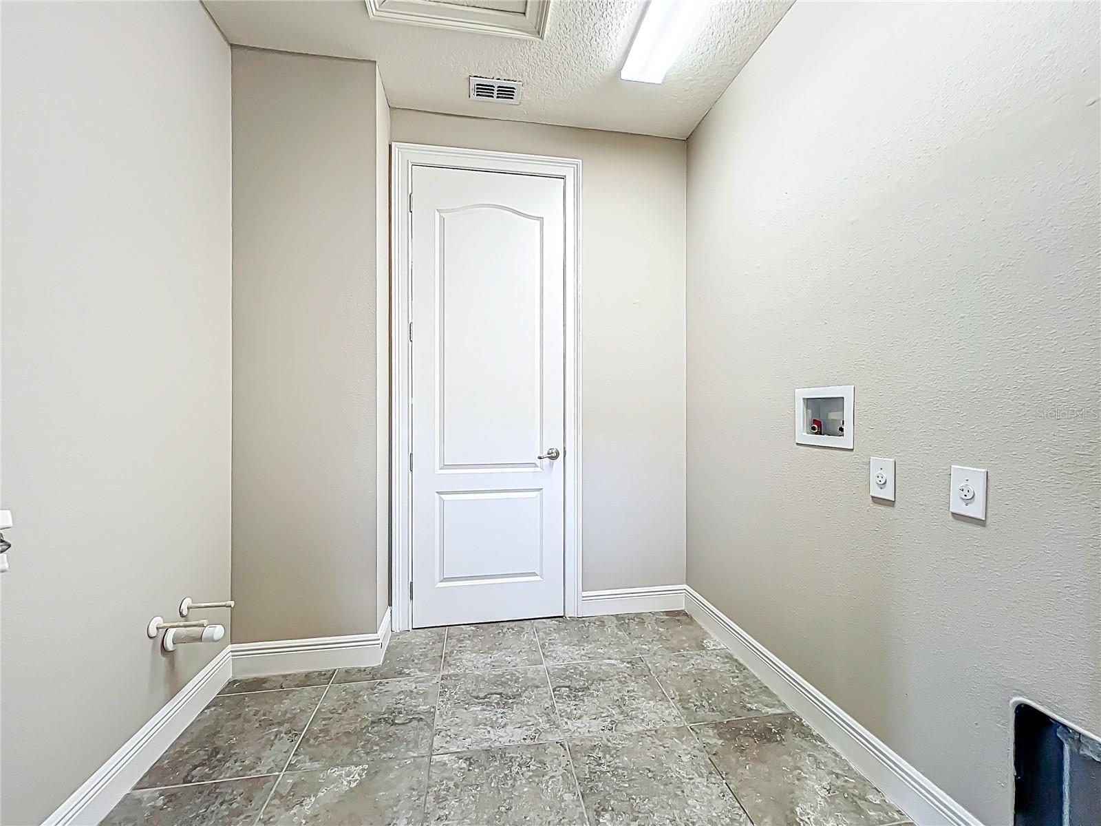 9421 DUGARD CT, ORLANDO, FL, 32827