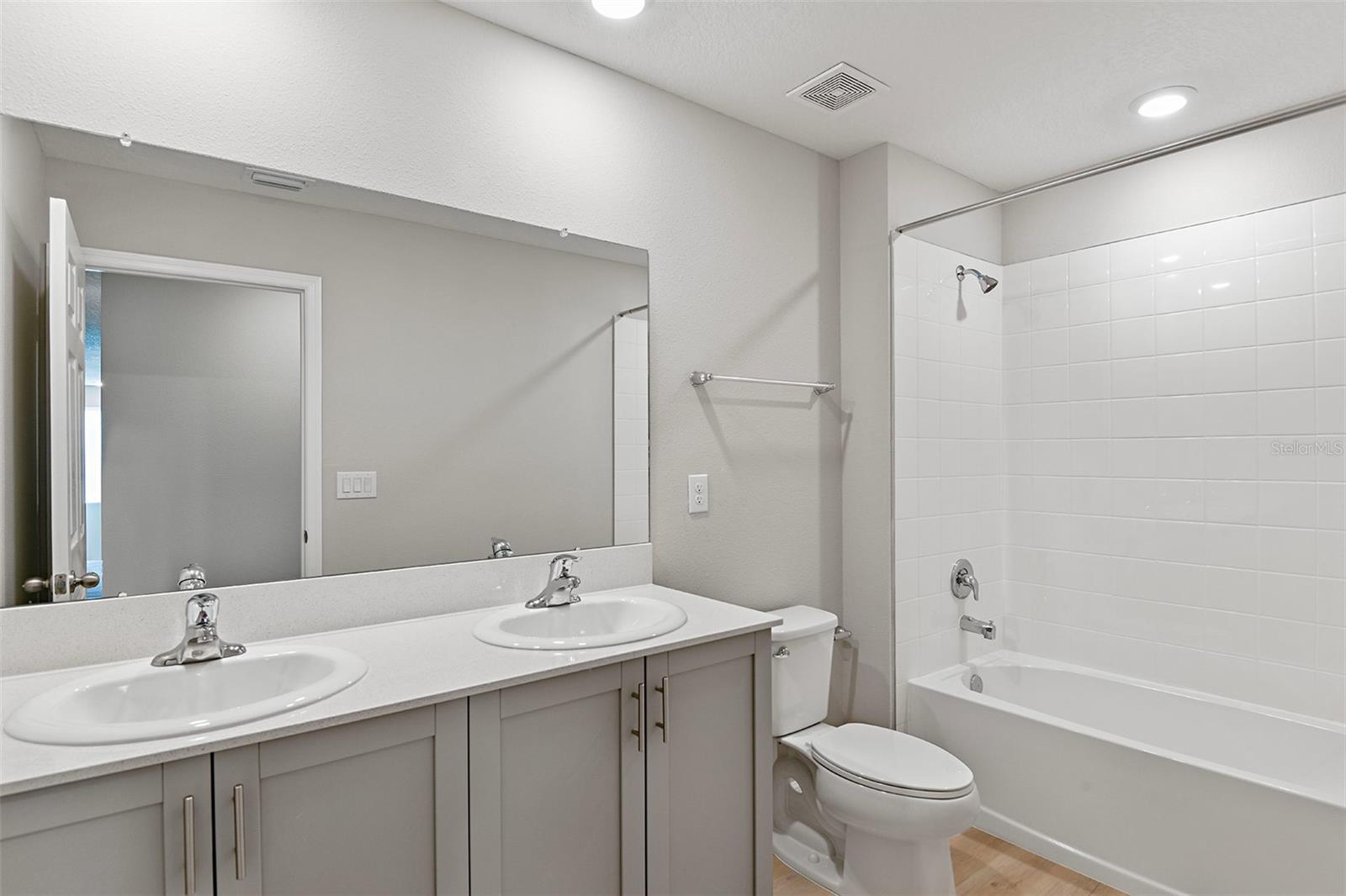 1620 ELLESMERE AVE, HAINES CITY, FL, 33844