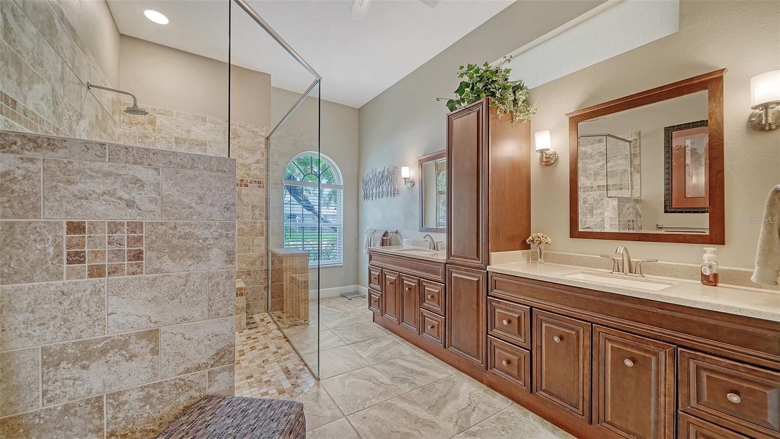 11215 RIVERS BLUFF CIR, LAKEWOOD RANCH, FL, 34202