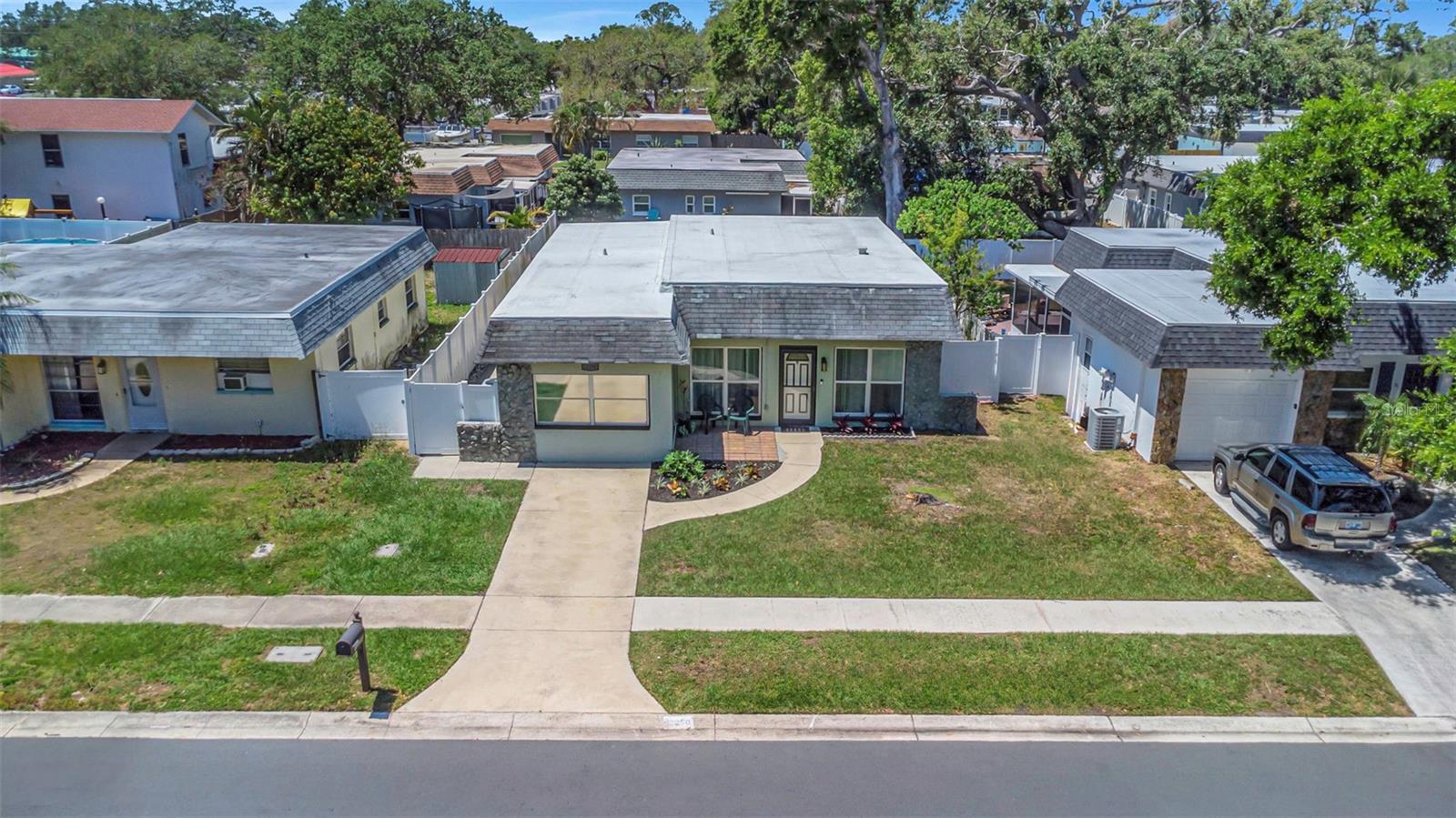 12250 MALLORY DR, LARGO, FL, 33774