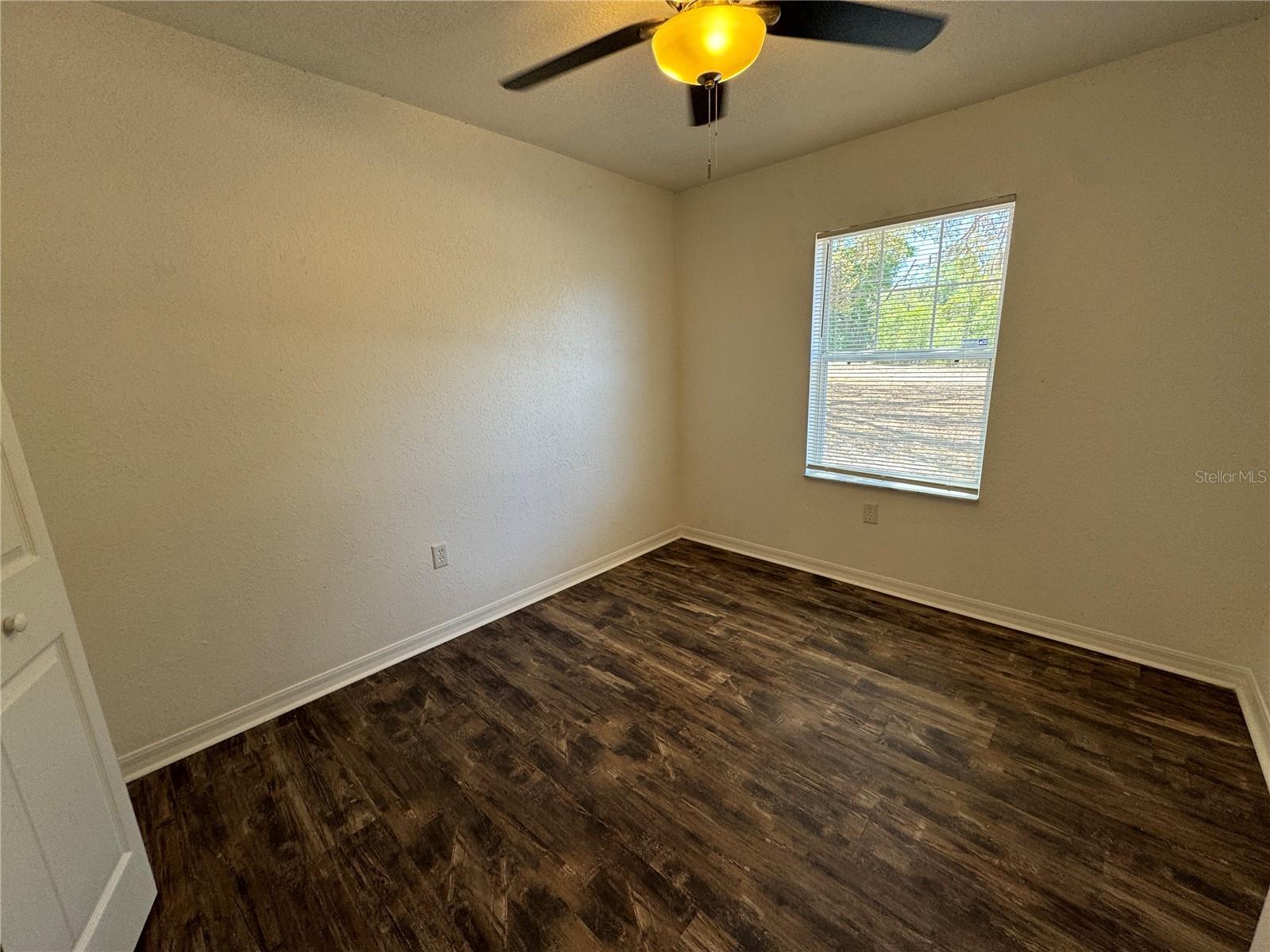 40049 PALM ST, LADY LAKE, FL, 32159