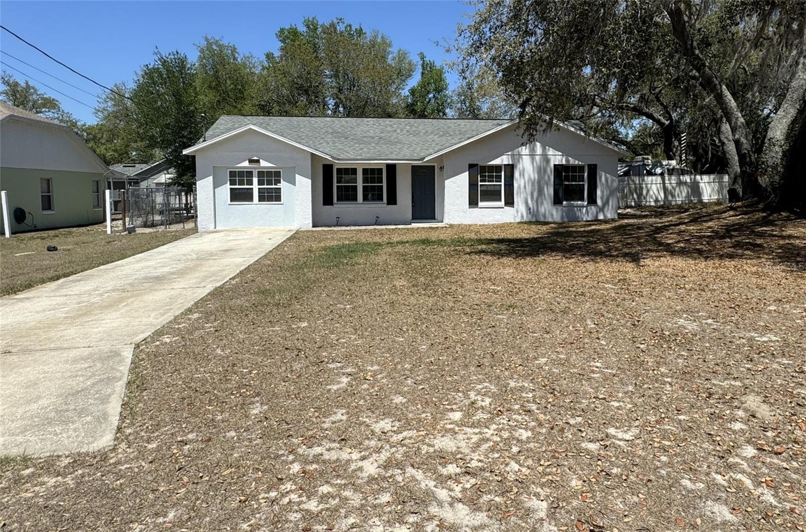 40049 PALM ST, LADY LAKE, FL, 32159
