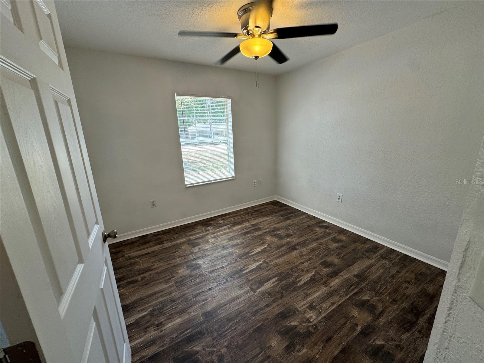 40049 PALM ST, LADY LAKE, FL, 32159