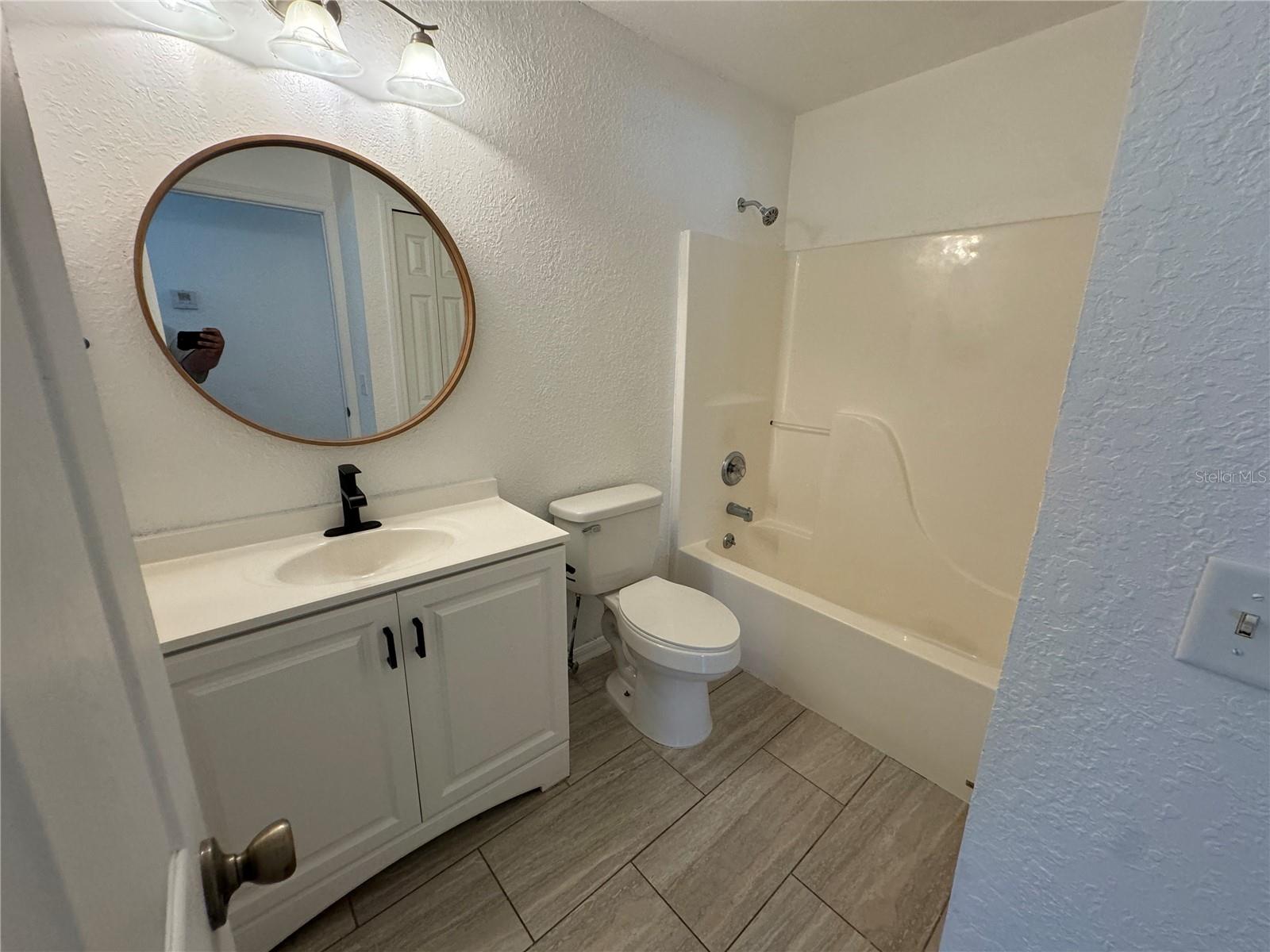 40049 PALM ST, LADY LAKE, FL, 32159