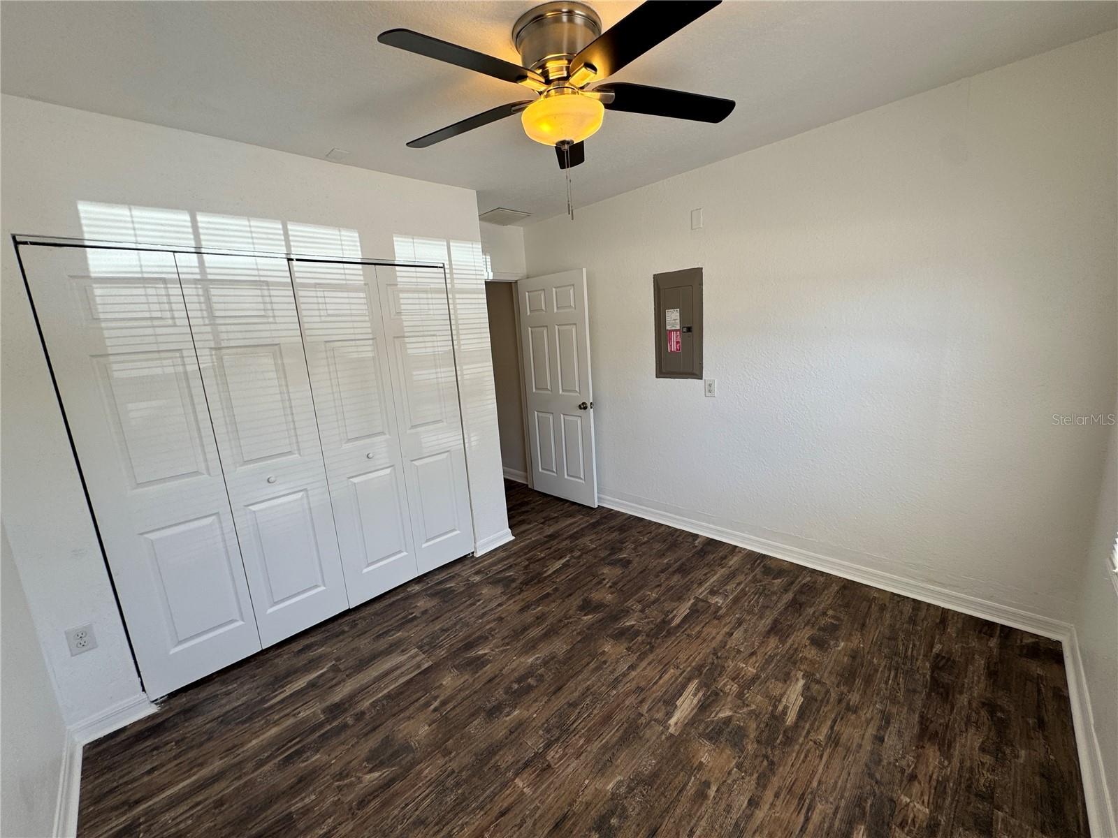 40049 PALM ST, LADY LAKE, FL, 32159