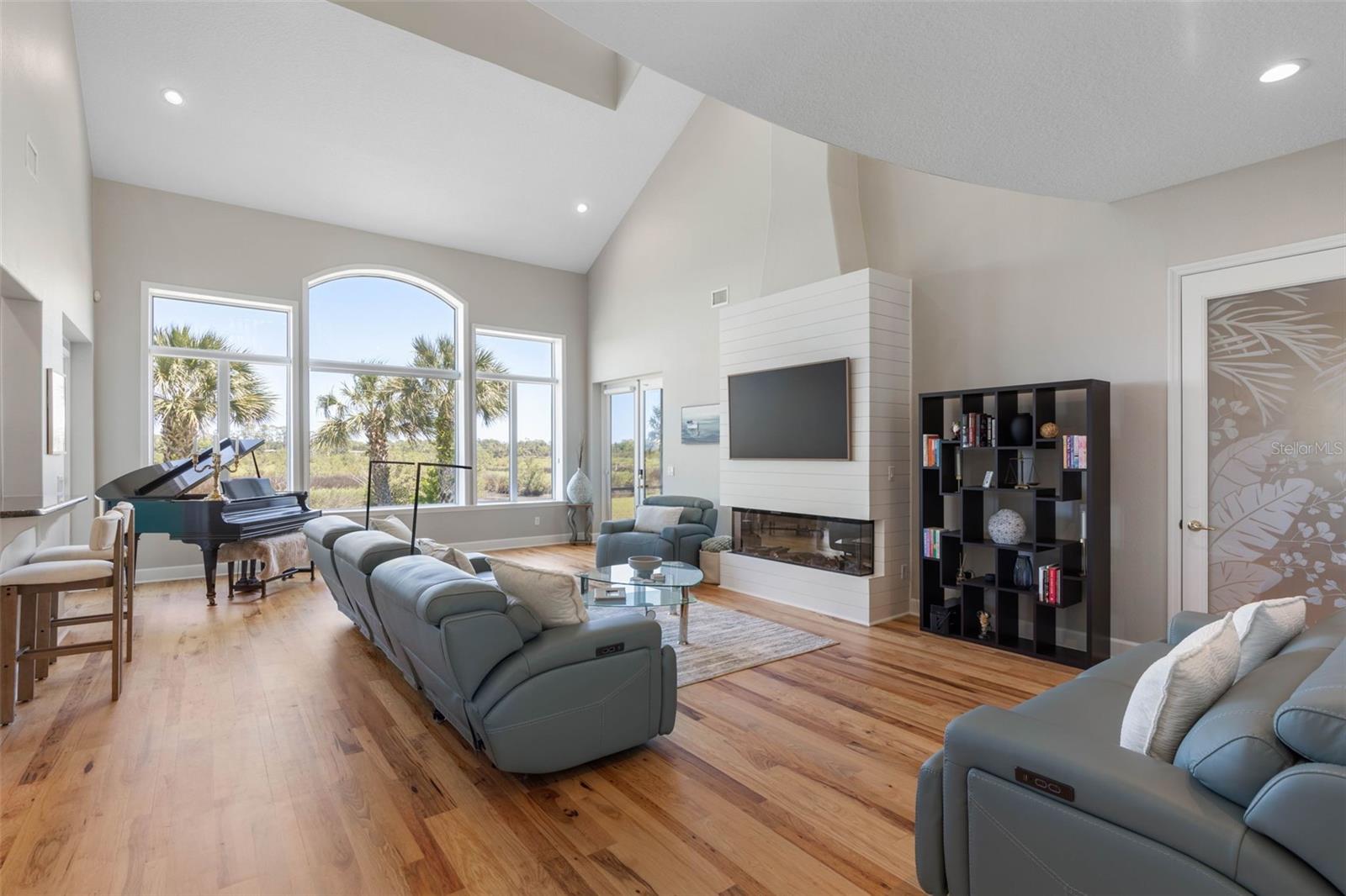 FC309079 Property Photo