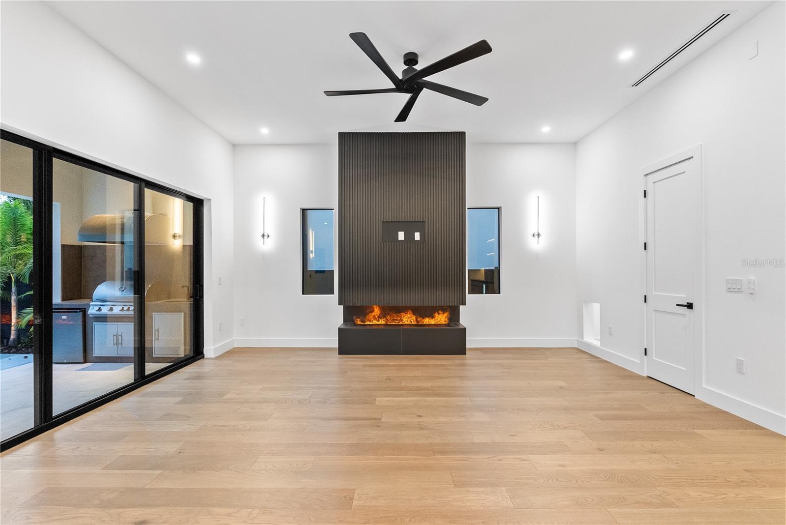 3406 W ARCH ST, TAMPA, FL, 33607