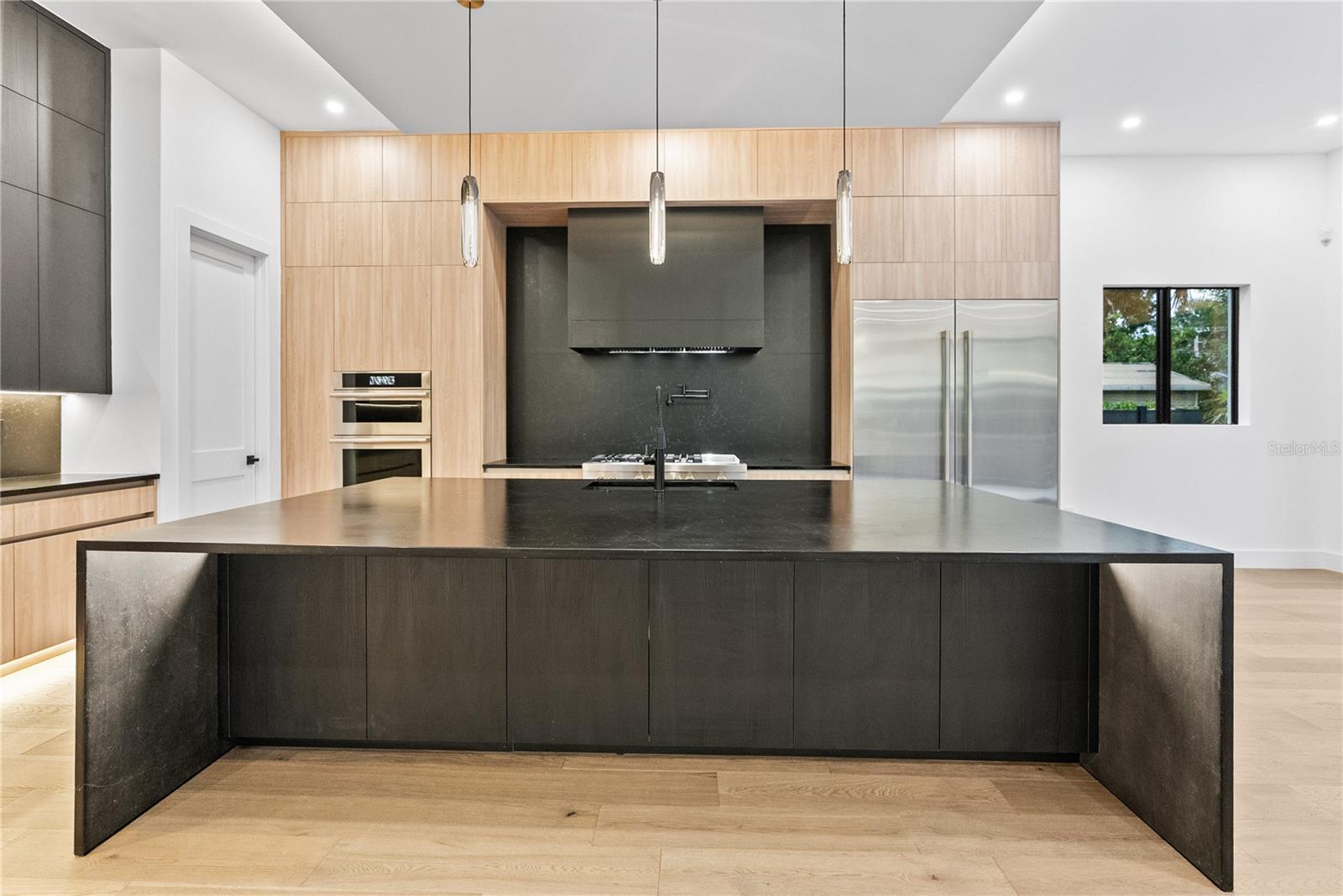 3406 W ARCH ST, TAMPA, FL, 33607