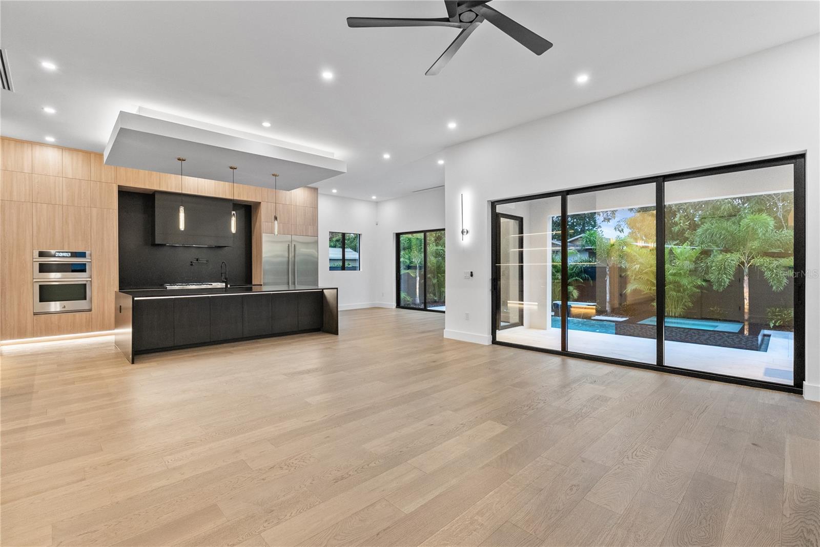 3406 W ARCH ST, TAMPA, FL, 33607