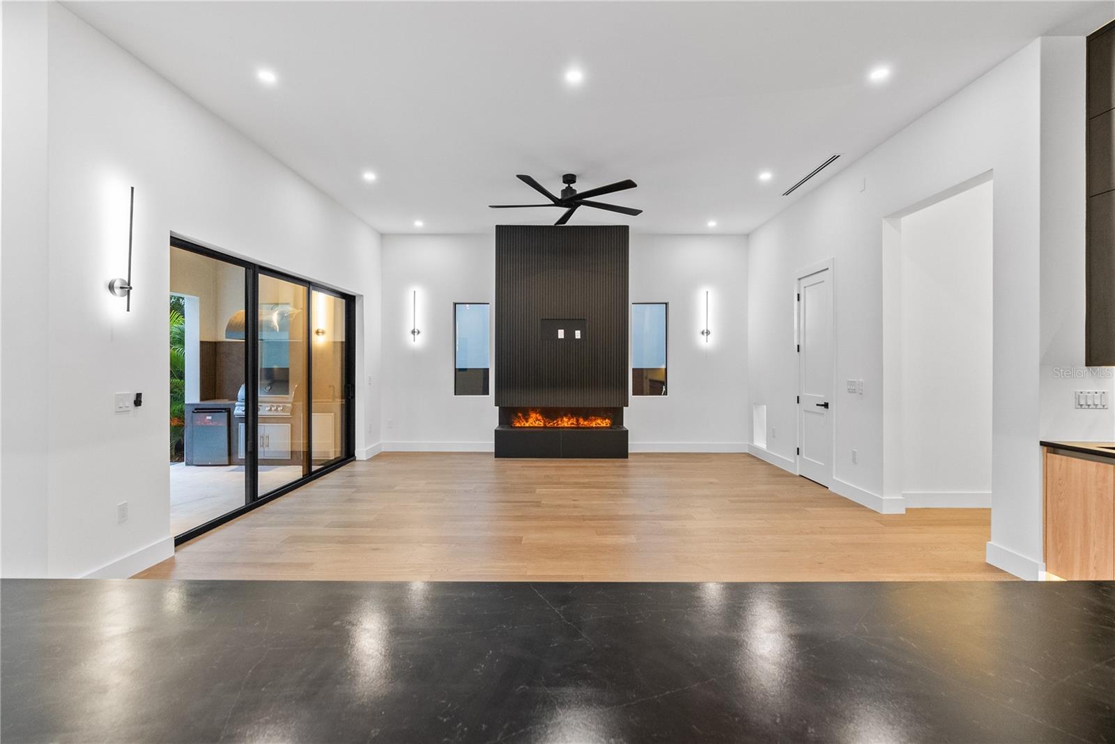 3406 W ARCH ST, TAMPA, FL, 33607