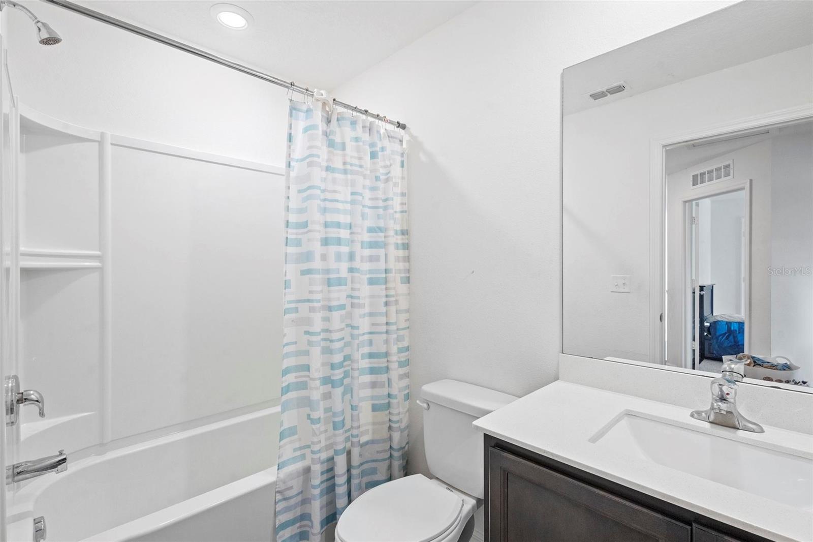 938 MANSFIELD RD, TAVARES, FL, 32778