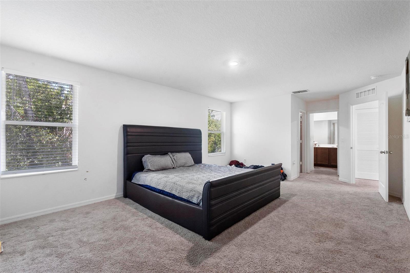 938 MANSFIELD RD, TAVARES, FL, 32778