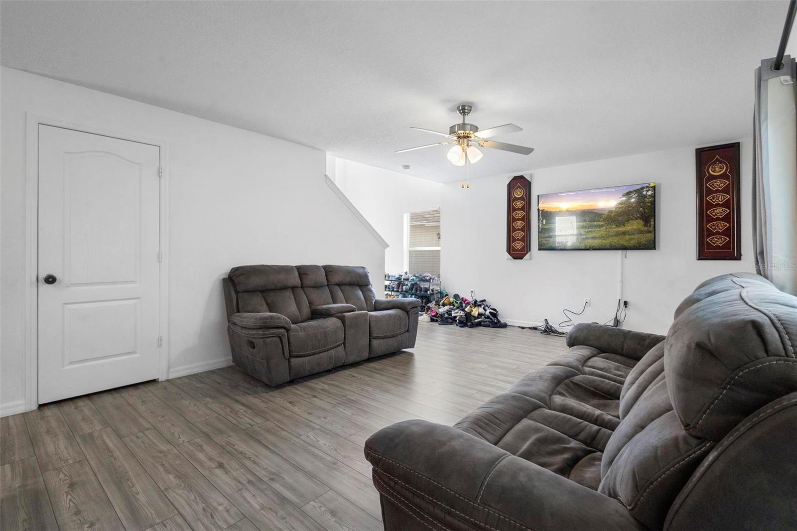 938 MANSFIELD RD, TAVARES, FL, 32778