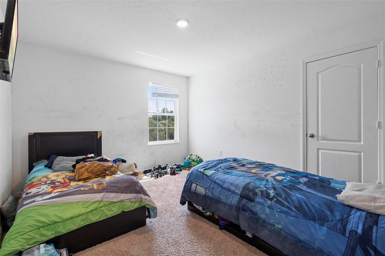 938 MANSFIELD RD, TAVARES, FL, 32778