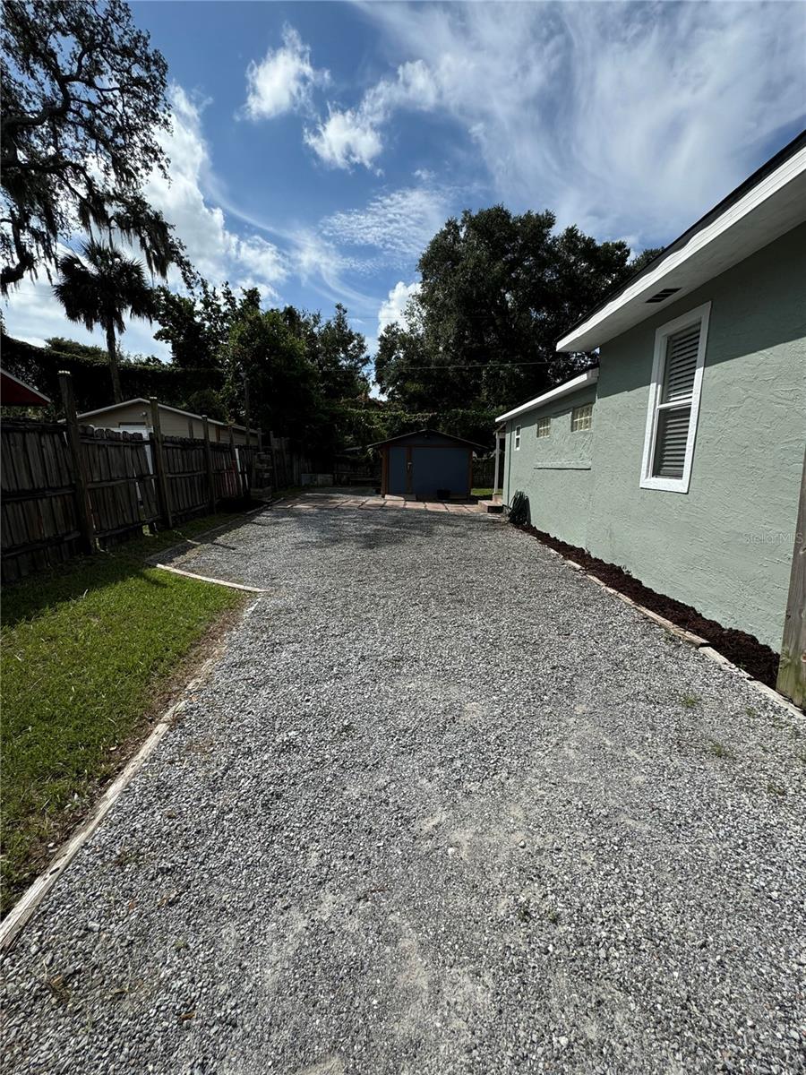 1211 E CURTIS ST, TAMPA, FL, 33603