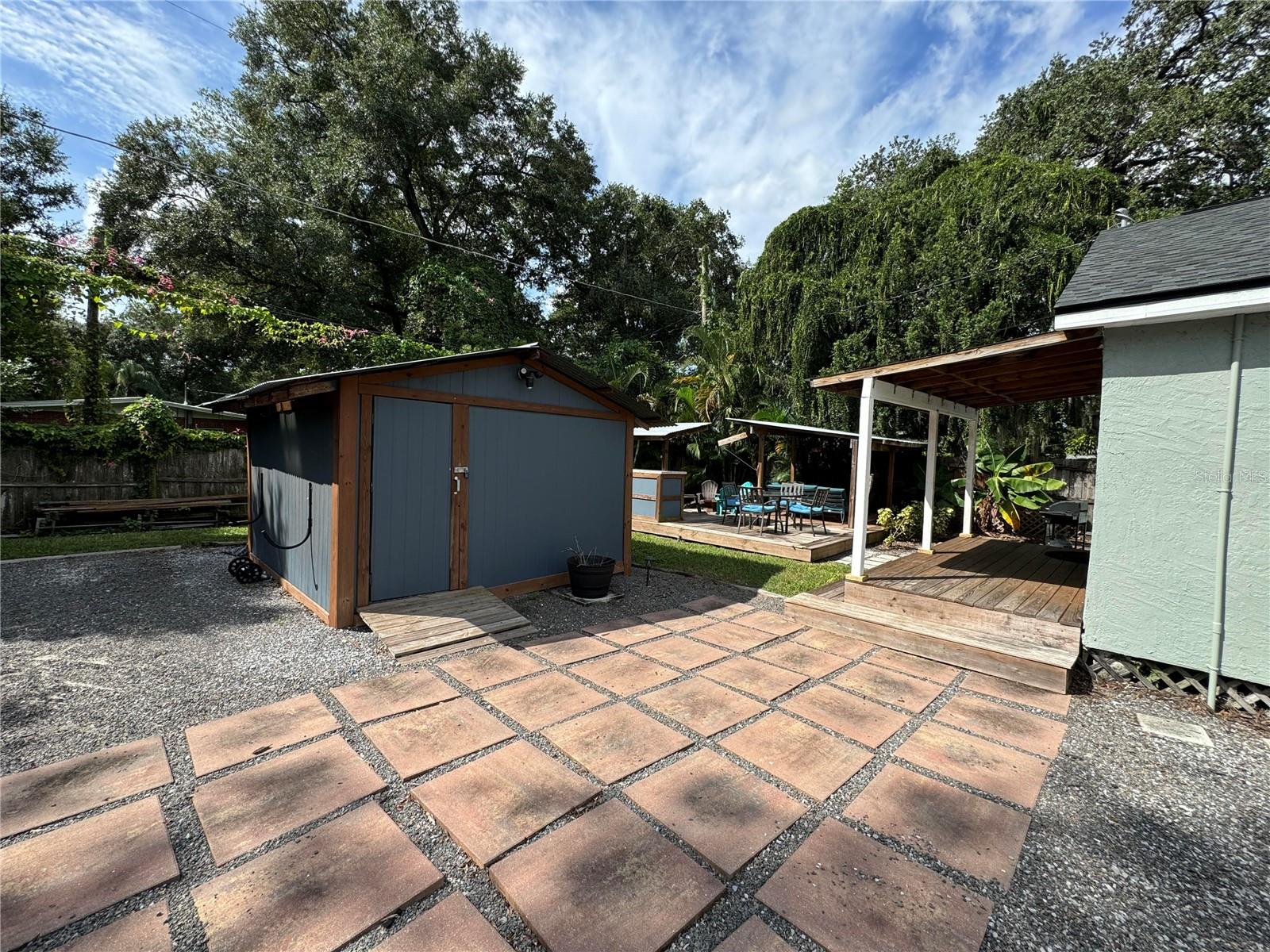 1211 E CURTIS ST, TAMPA, FL, 33603