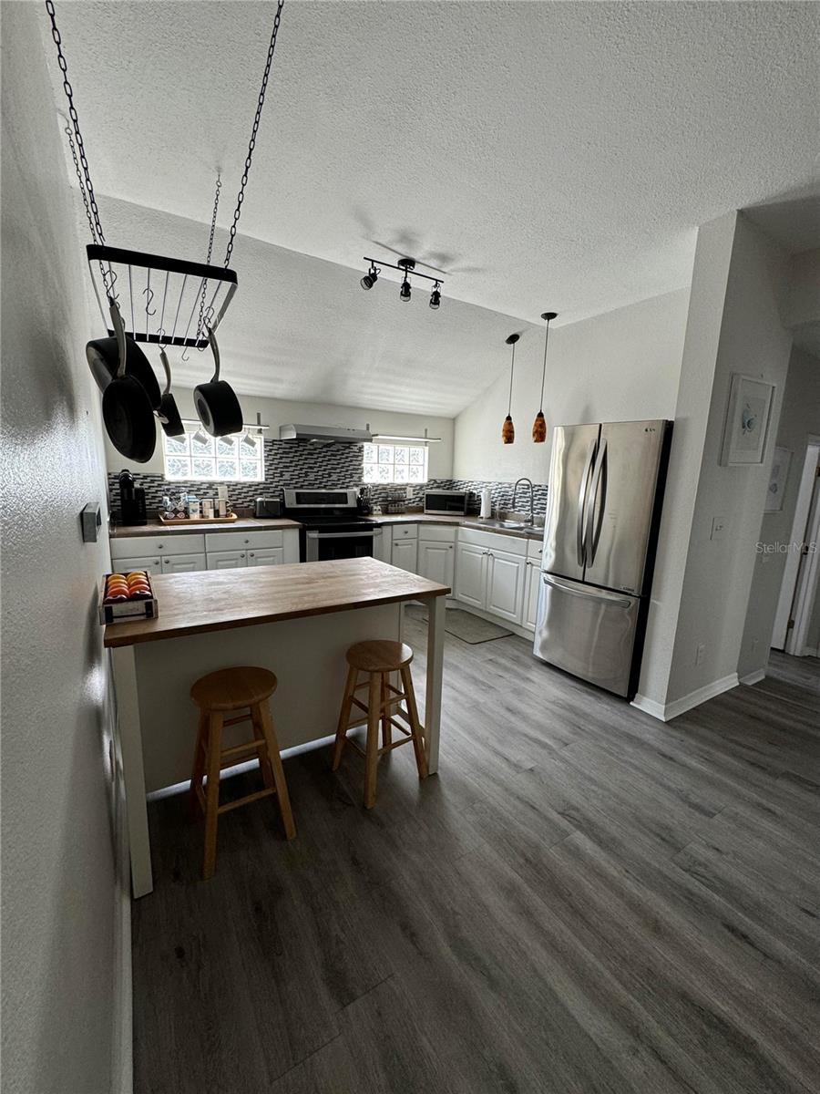 1211 E CURTIS ST, TAMPA, FL, 33603