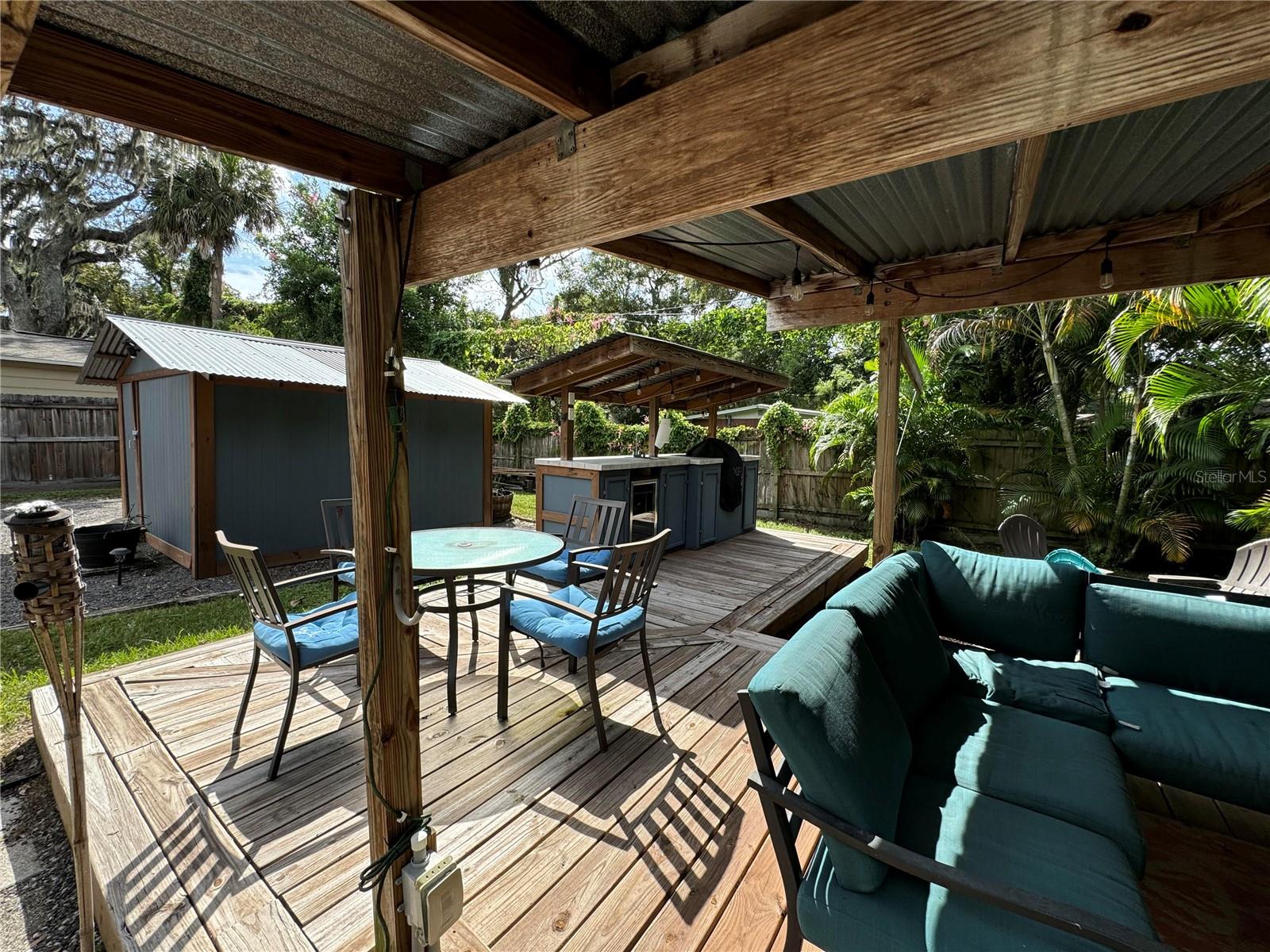 1211 E CURTIS ST, TAMPA, FL, 33603