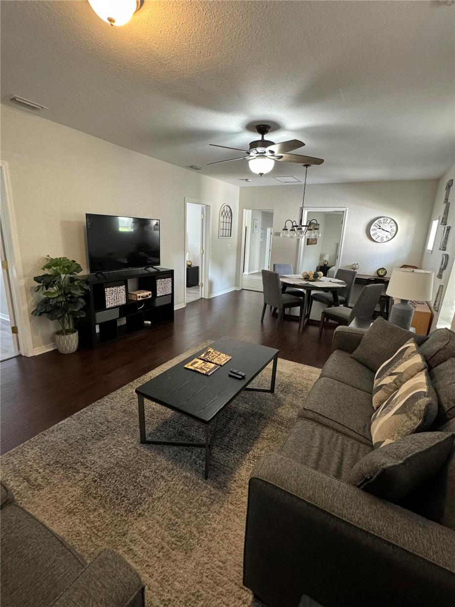 1211 E CURTIS ST, TAMPA, FL, 33603