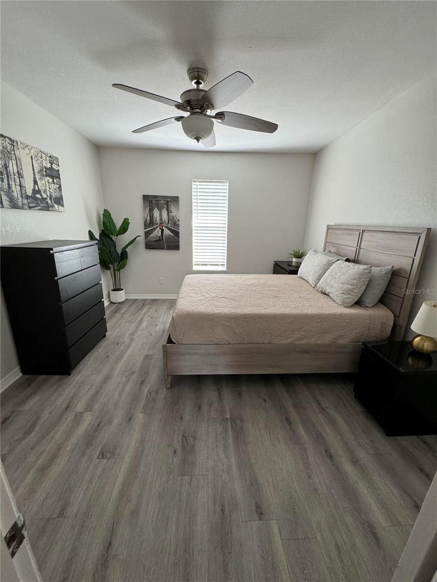 1211 E CURTIS ST, TAMPA, FL, 33603