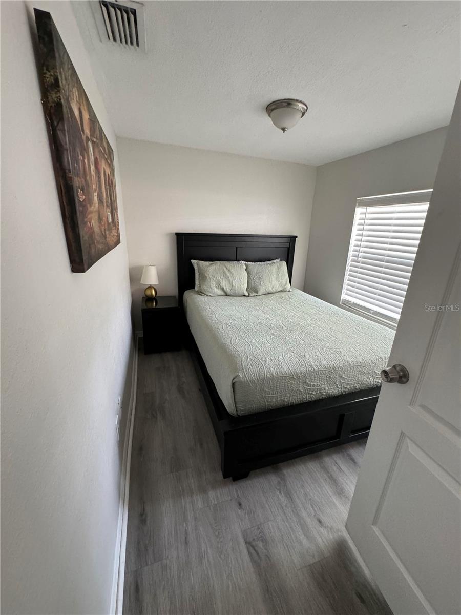 1211 E CURTIS ST, TAMPA, FL, 33603