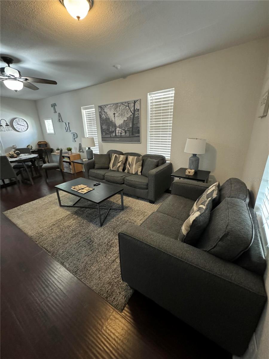 1211 E CURTIS ST, TAMPA, FL, 33603