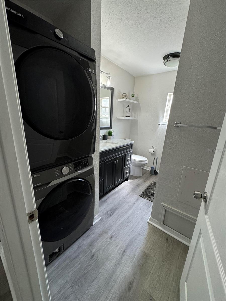 1211 E CURTIS ST, TAMPA, FL, 33603