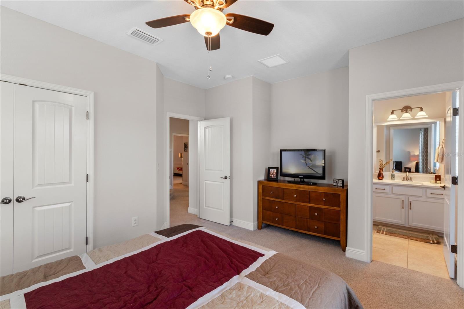 6011 CALDERA RIDGE DR, LITHIA, FL, 33547