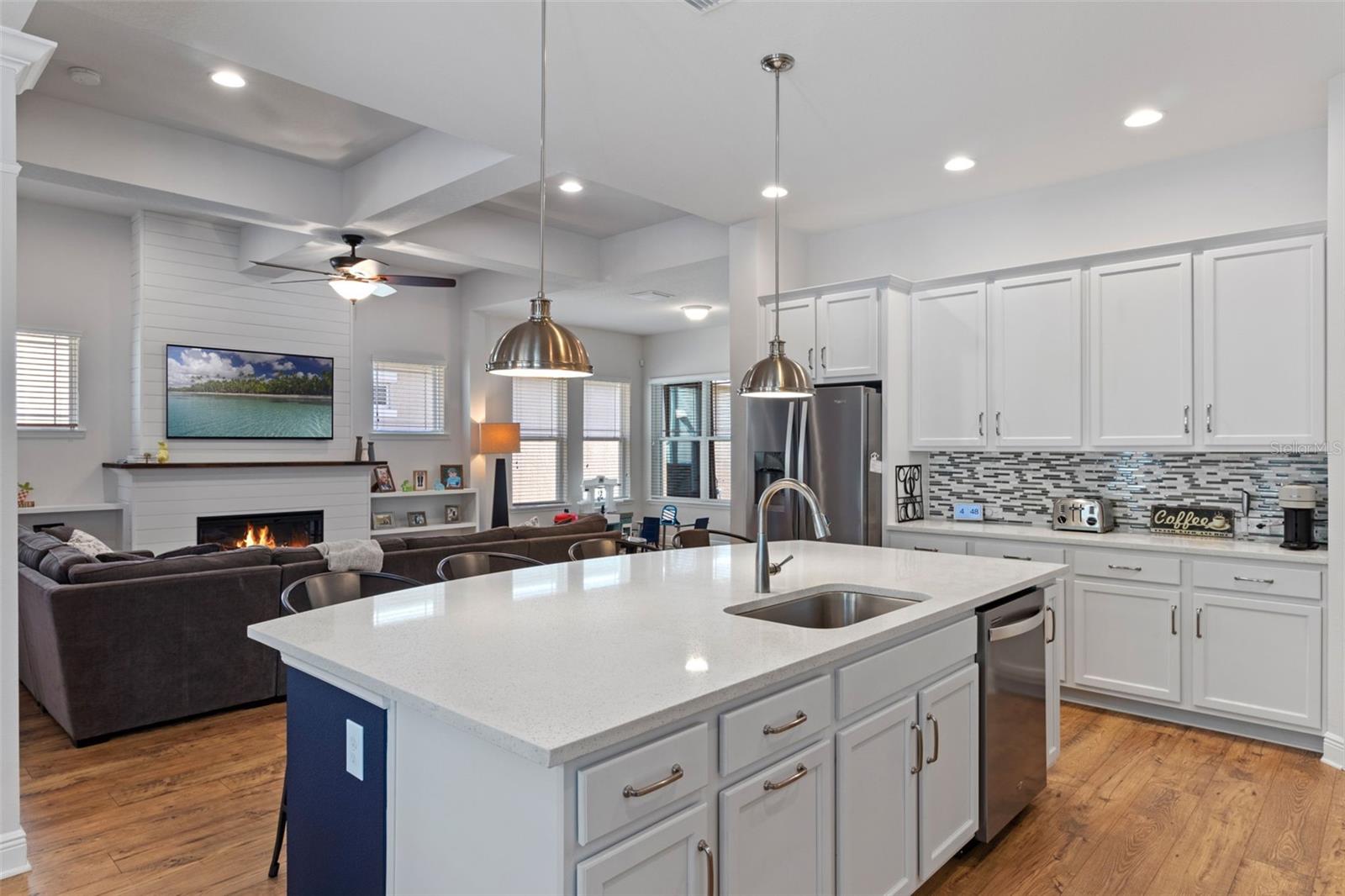 6011 CALDERA RIDGE DR, LITHIA, FL, 33547