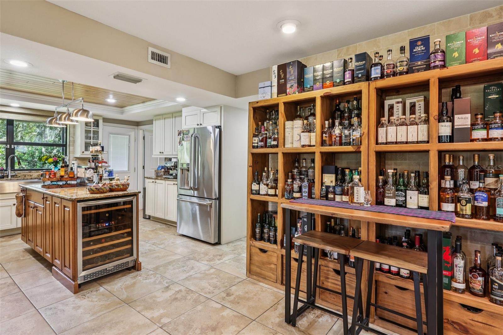 8614 HIBISCUS DR, TAMPA, FL, 33637