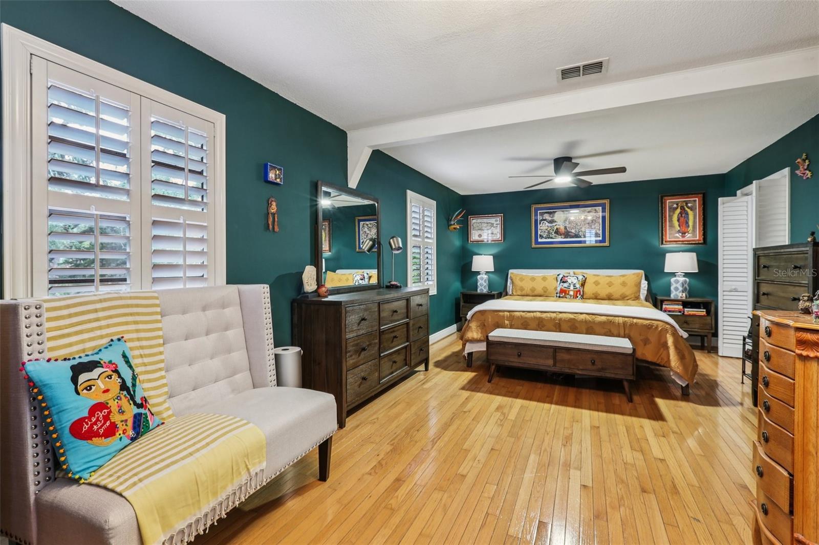 8614 HIBISCUS DR, TAMPA, FL, 33637