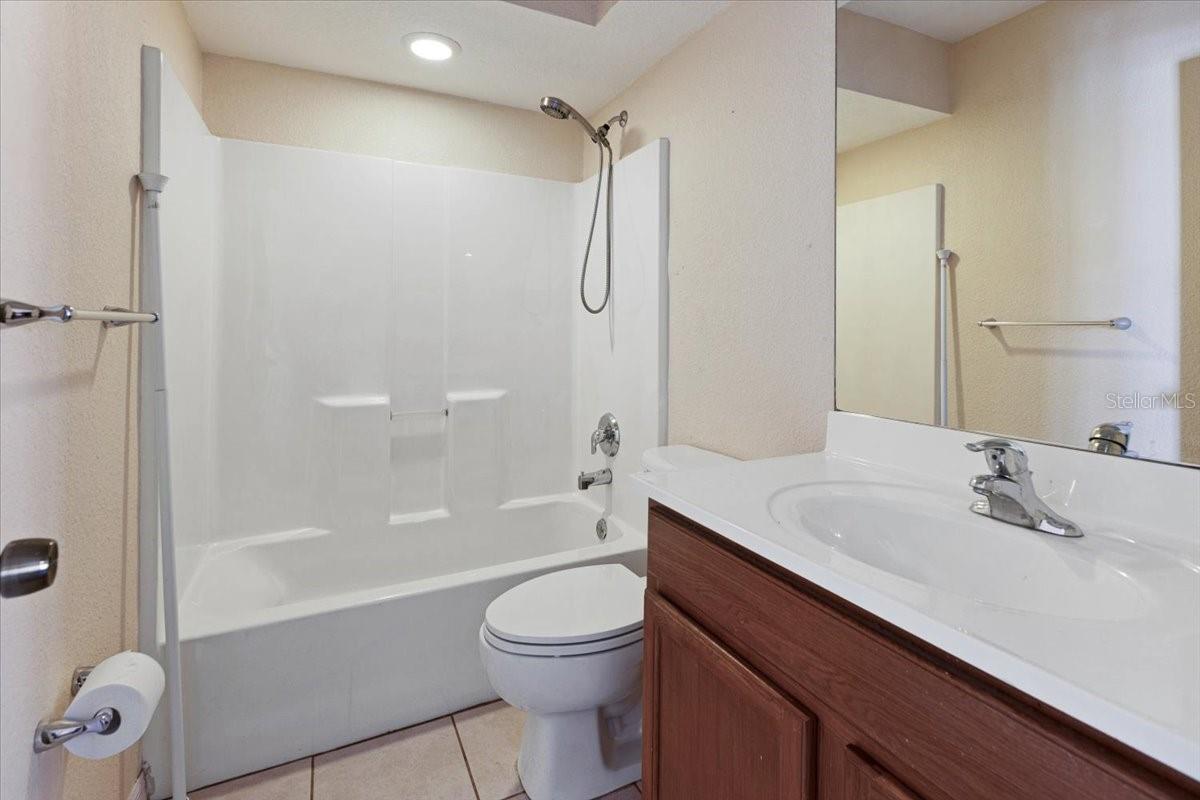 6944 ROSEMONT DR, ENGLEWOOD, FL, 34224