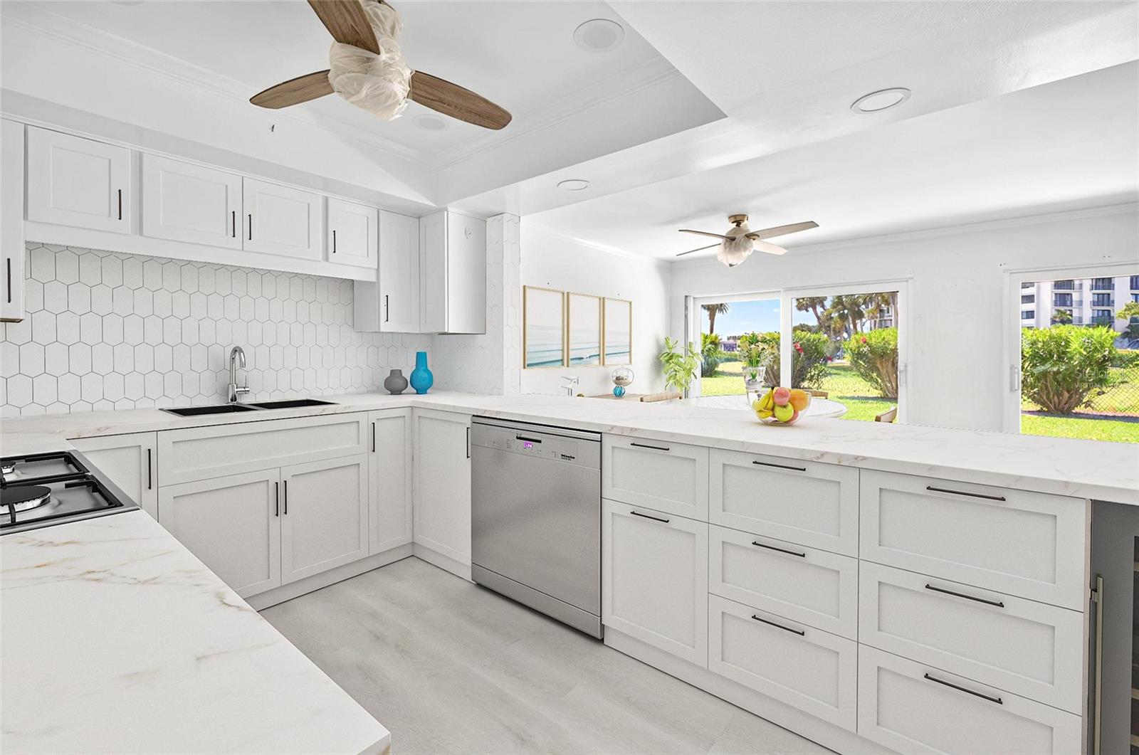 1451 GULF BLVD #117, CLEARWATER BEACH, FL, 33767