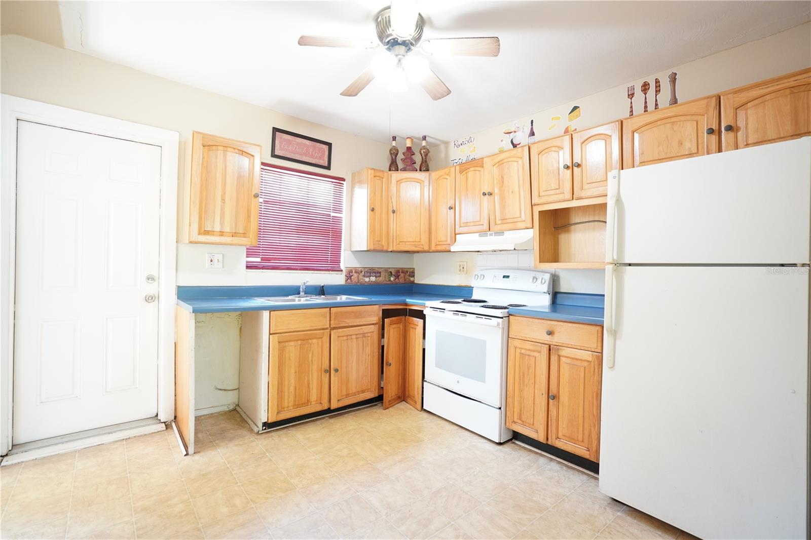 5012 OXFORD AVE N, ST PETERSBURG, FL, 33710