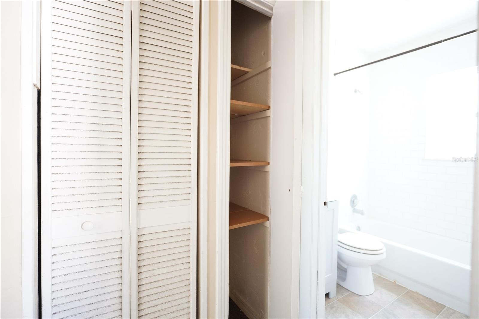 5012 OXFORD AVE N, ST PETERSBURG, FL, 33710