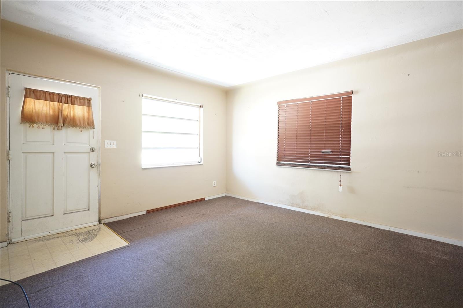 5012 OXFORD AVE N, ST PETERSBURG, FL, 33710