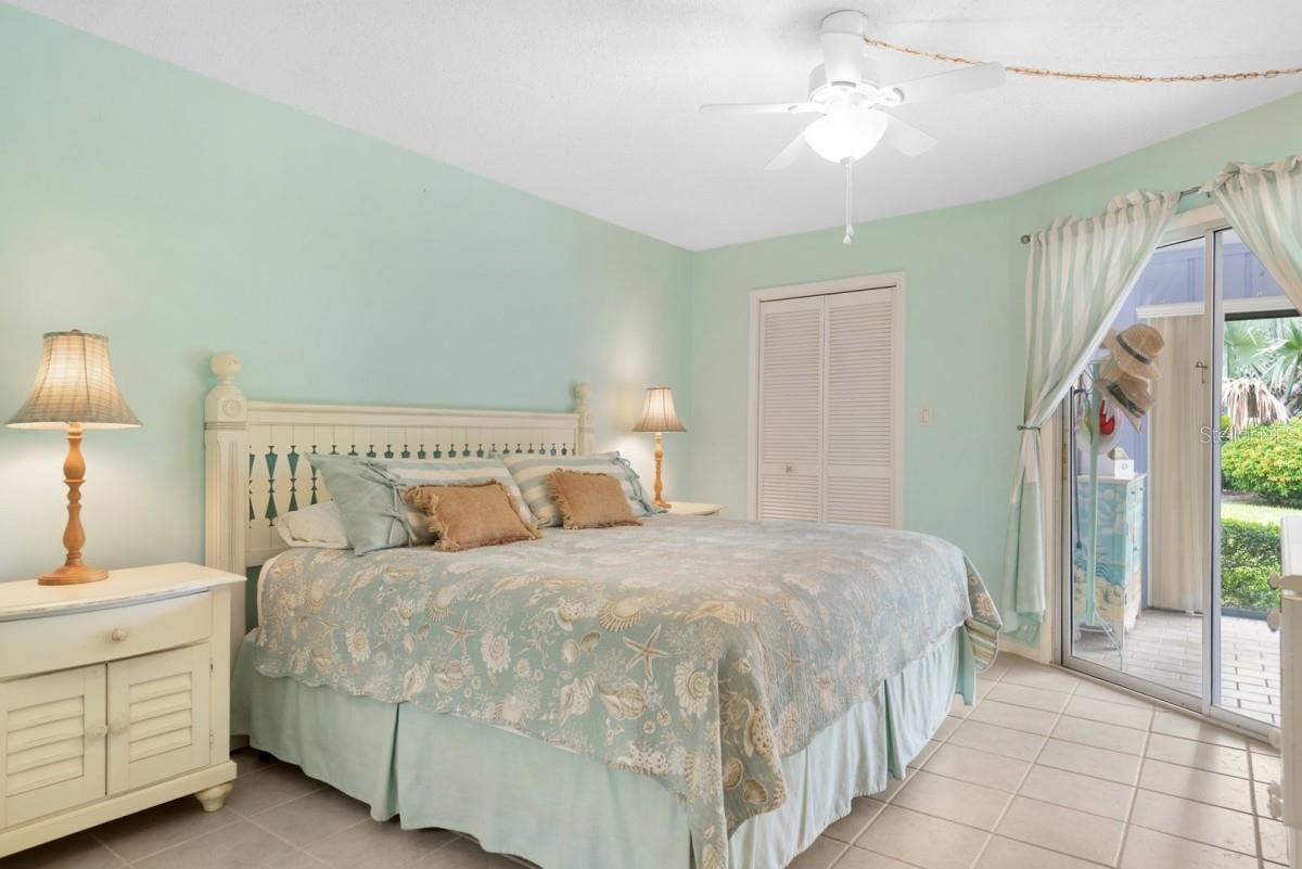 600 MANATEE AVE #124, HOLMES BEACH, FL, 34217