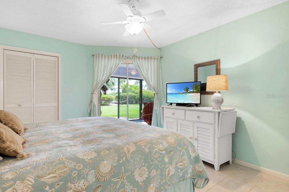 600 MANATEE AVE #124, HOLMES BEACH, FL, 34217