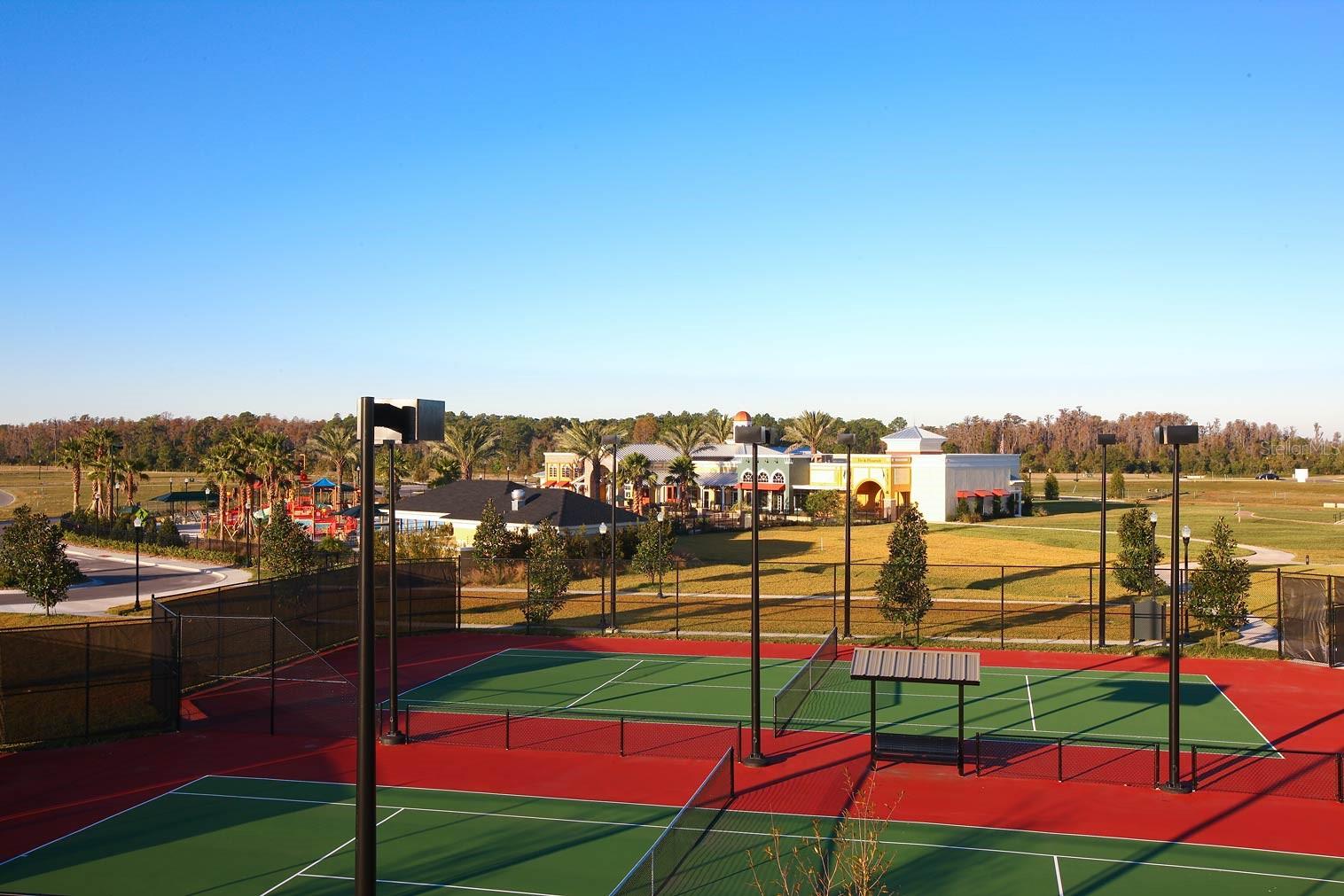 9451 RAISED TULIP LN, LAND O LAKES, FL, 34637