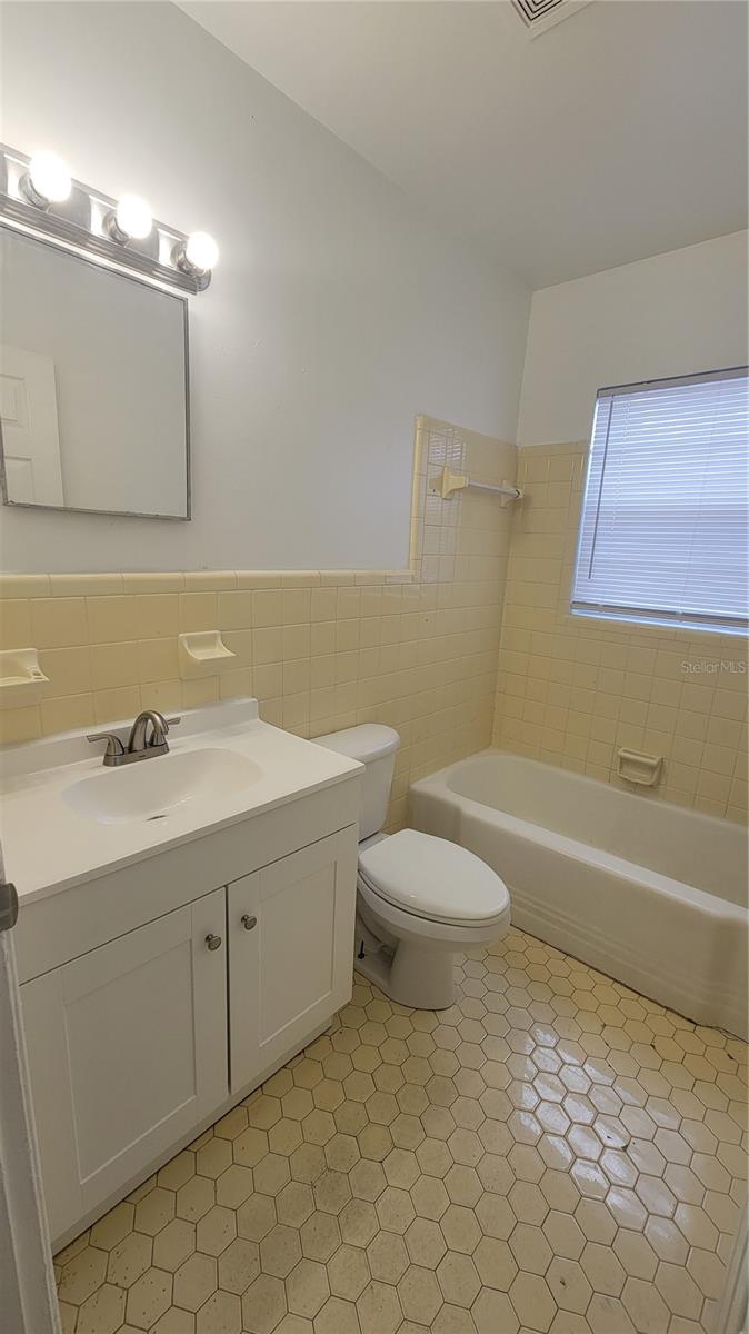 1215 6TH ST NE, WINTER HAVEN, FL, 33881