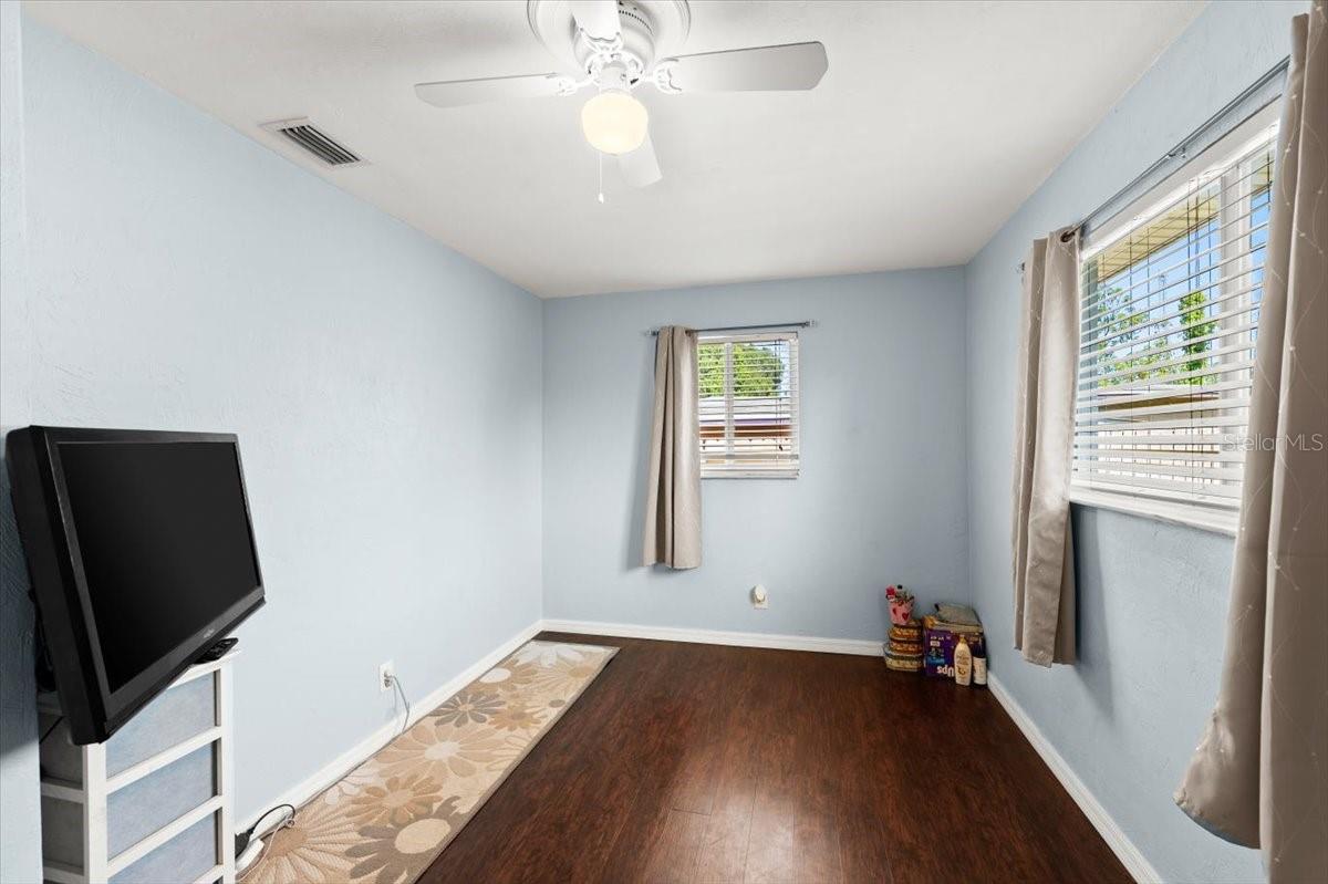 1159 TROPICAL PARK DR, DAYTONA BEACH, FL, 32117