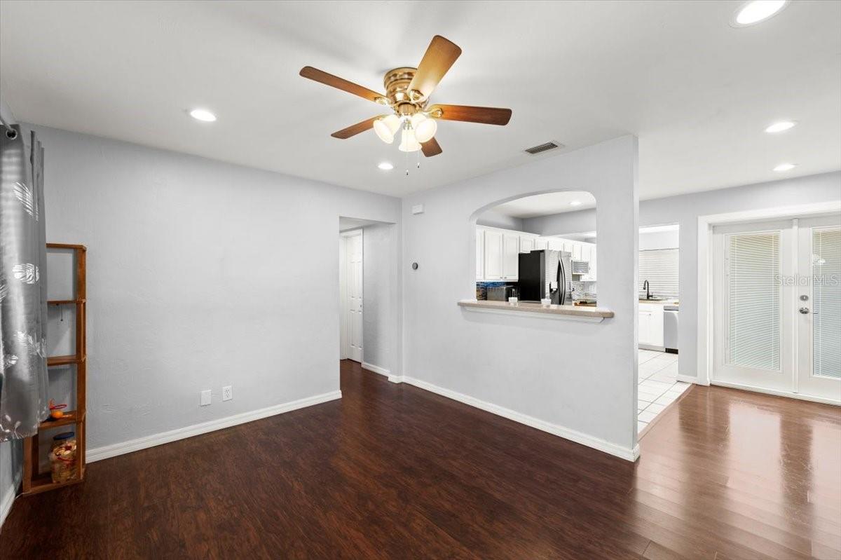 1159 TROPICAL PARK DR, DAYTONA BEACH, FL, 32117