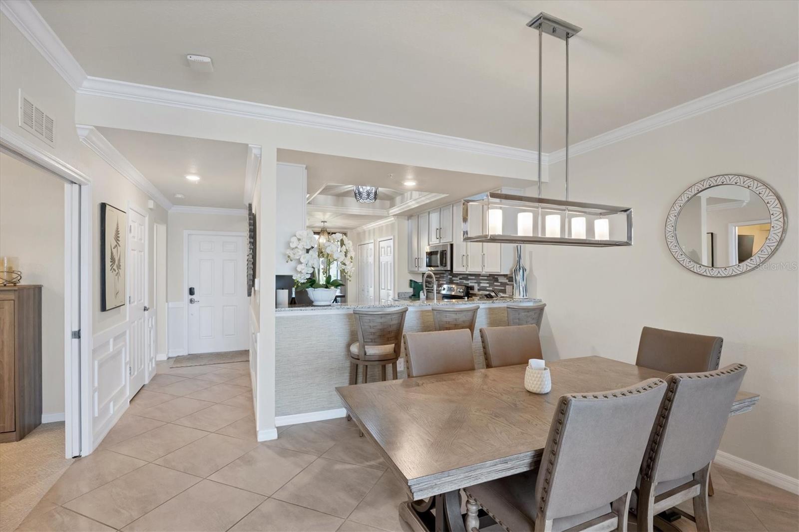 5624 PALMER CIR #105, BRADENTON, FL, 34211