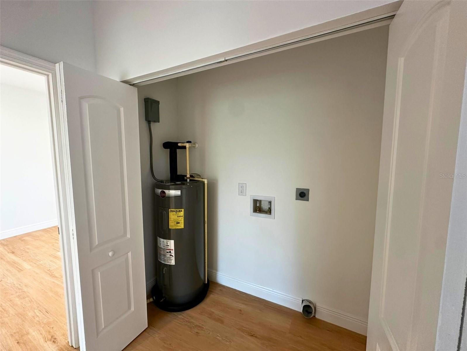 8297 STRASSE BLVD, PUNTA GORDA, FL, 33982