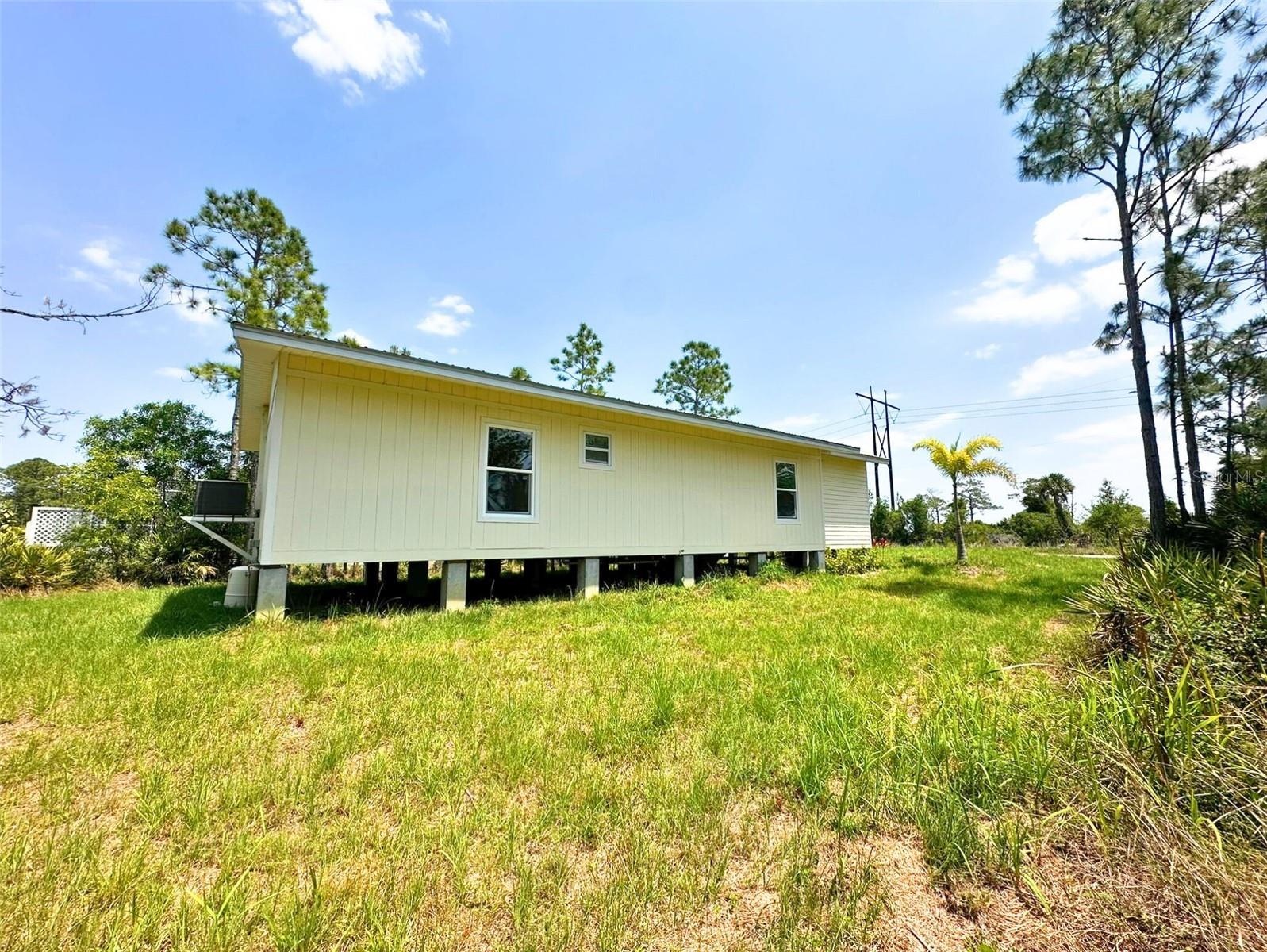 8297 STRASSE BLVD, PUNTA GORDA, FL, 33982