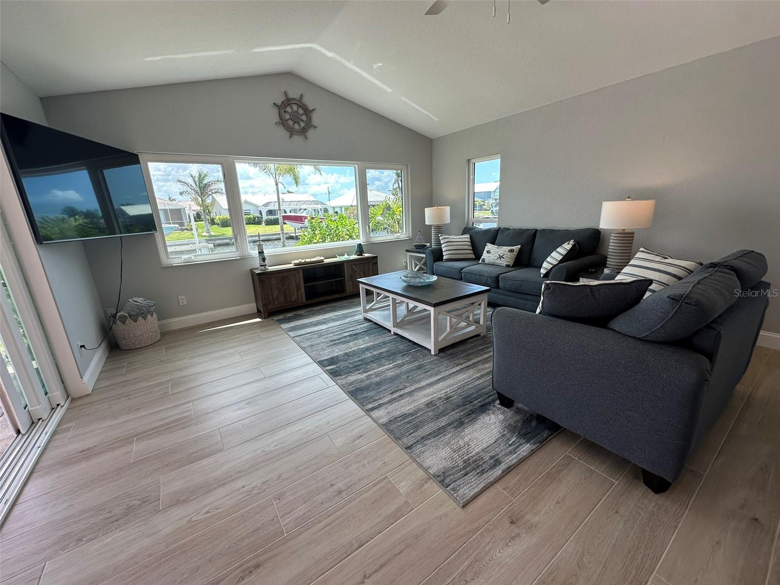 1137 TREASURE CAY CT, PUNTA GORDA, FL, 33950