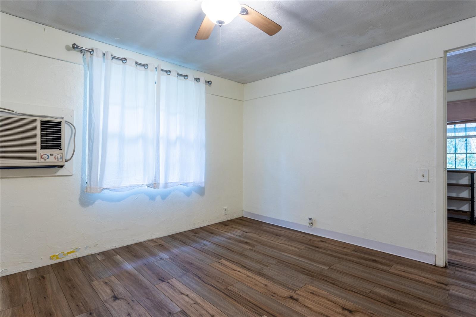 1111 NW 6TH AVE, GAINESVILLE, FL, 32601