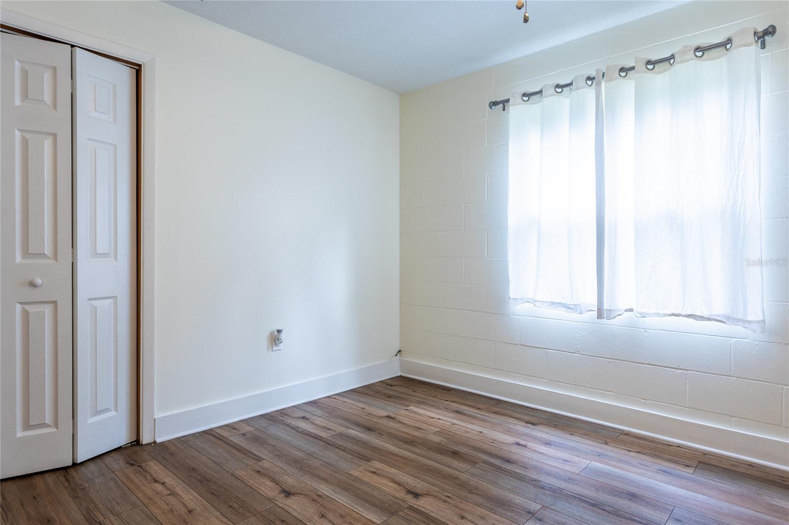 1111 NW 6TH AVE, GAINESVILLE, FL, 32601